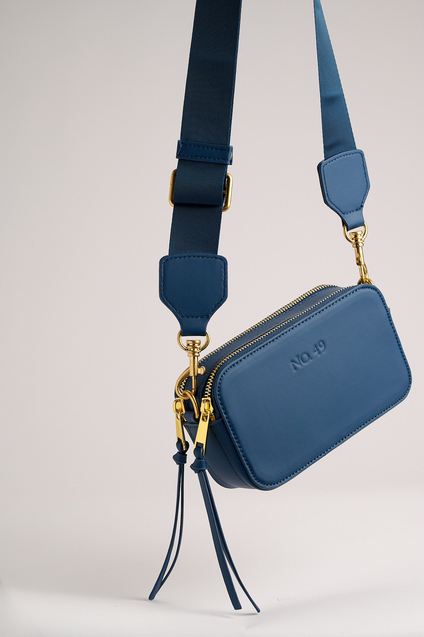 Kiki Dark Blue Camera Bag